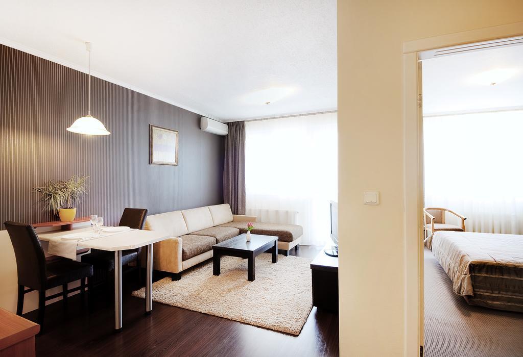 Apartments Carrera Sofia Eksteriør billede